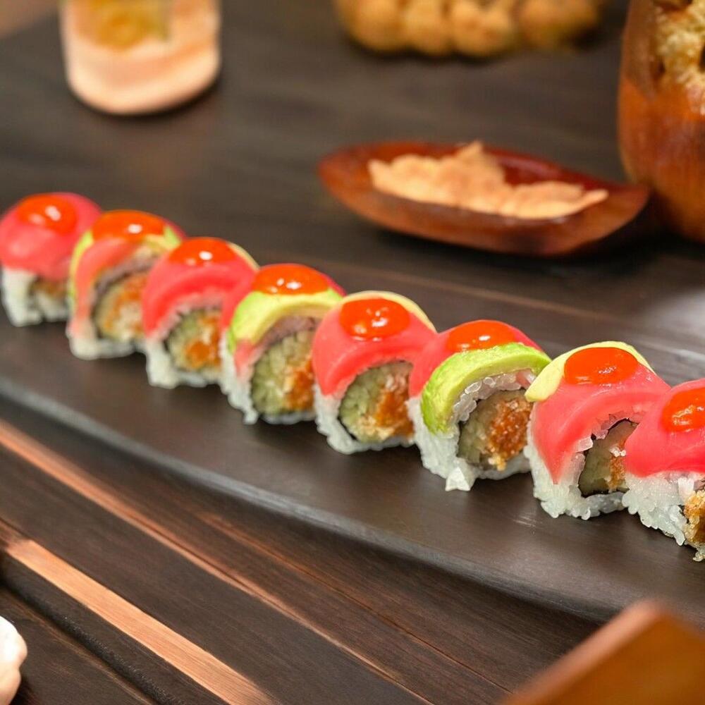Tuna Hana Roll